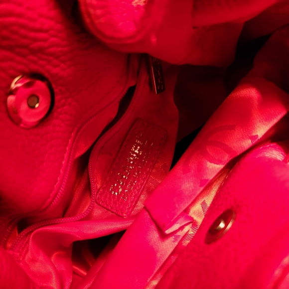 Chanel Timeless CC Bucket Bag - Picture 4 of 6